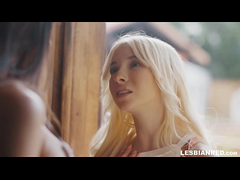 ❤️ Jenta kommer hjem noen måneder senere og ender opp med å spise stemorens fitte Porno ved no.https-tubsexer.ru ❌️